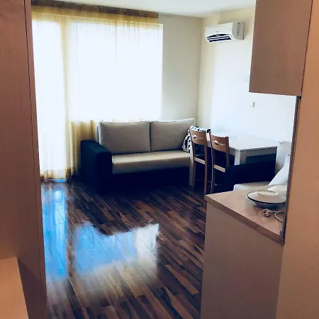 Amadeus 19 Apartment Slantschew brjag